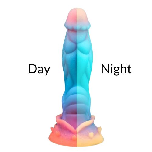 Luminous Alien Invader Dildo from Nice 'n' Naughty